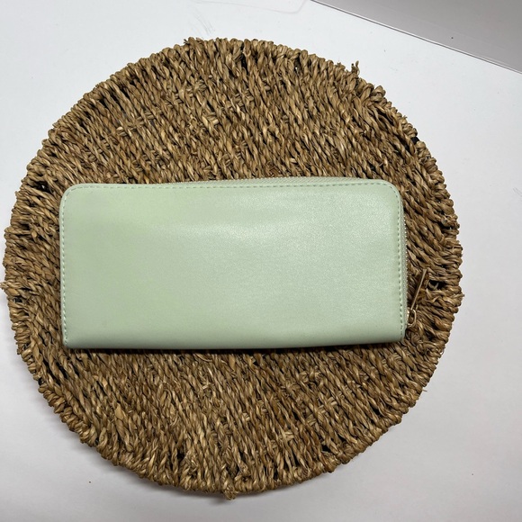 Wallet - Picture 6 of 7